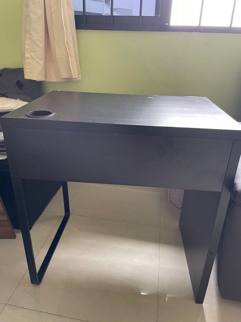IKEA Table (Category: Tables & Sets) located in Singapore. Submitted by someone44 (Listing ID 1308740463, Image 2). Description: Price is negotiable .
