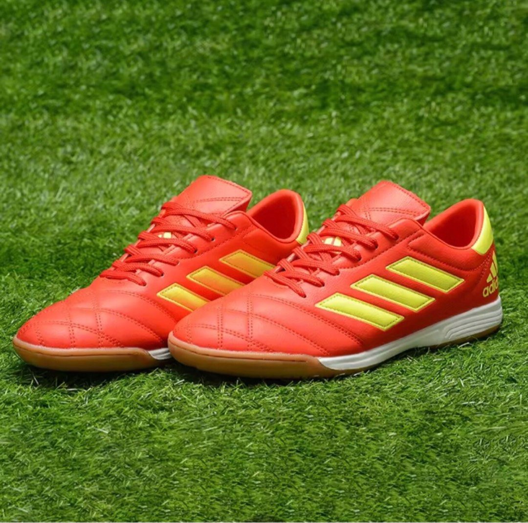Kasut Futsal Adidas NEW