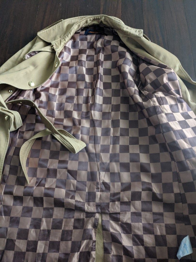 Louis vuitton trenchcoat new arrivals