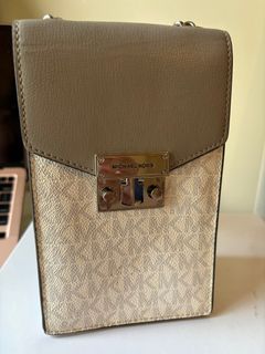 (Category: ) located in . Submitted by pathealy (Listing ID 1308823210, Image 1). Description: .