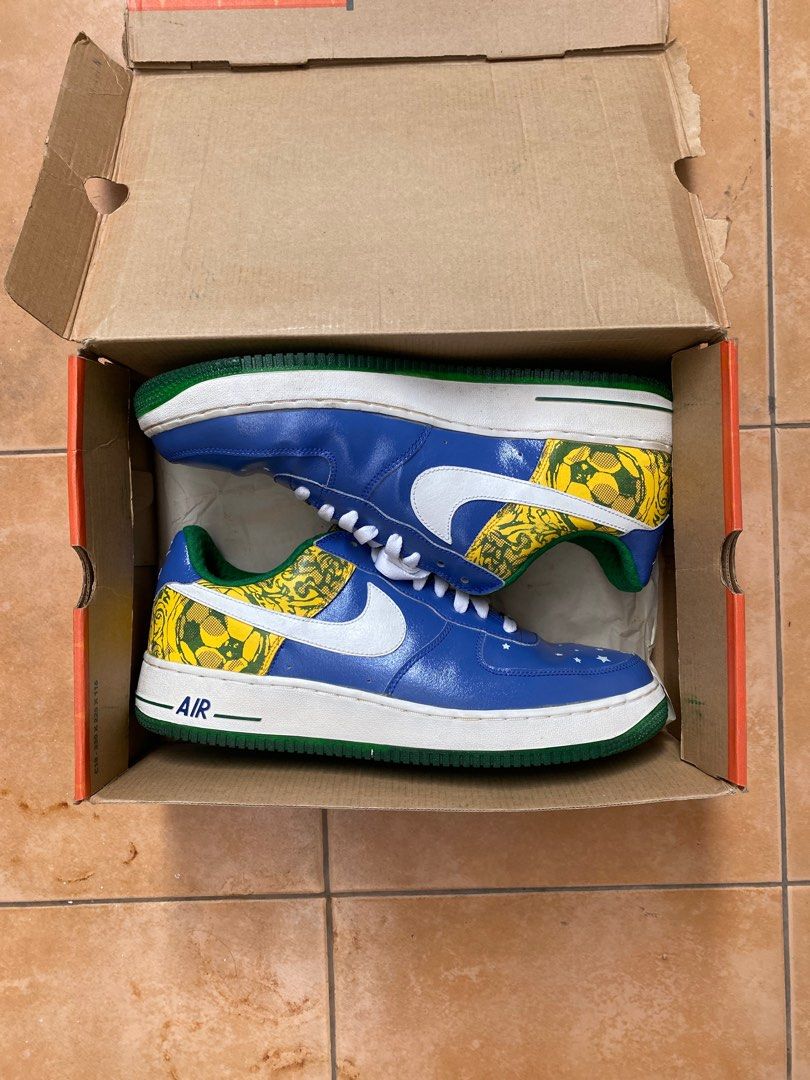 NIKE Air Force 1 X RONALDINHO 2006 collector item Fesyen Pria Sepatu Sneakers di Carousell