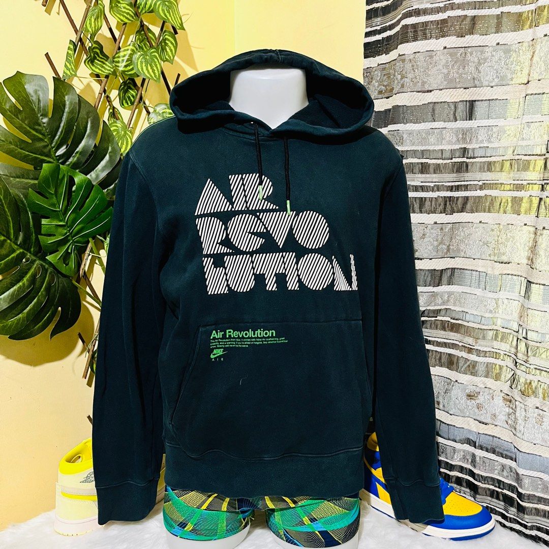 NIKE AIR REVOLUTION PULLOVER SWEATSHIRT HOODIE JACKET VINTAGE NAVY BLUE SMALL 23x27 CRACK ON PRINT Men s Fashion Activewear on Carousell