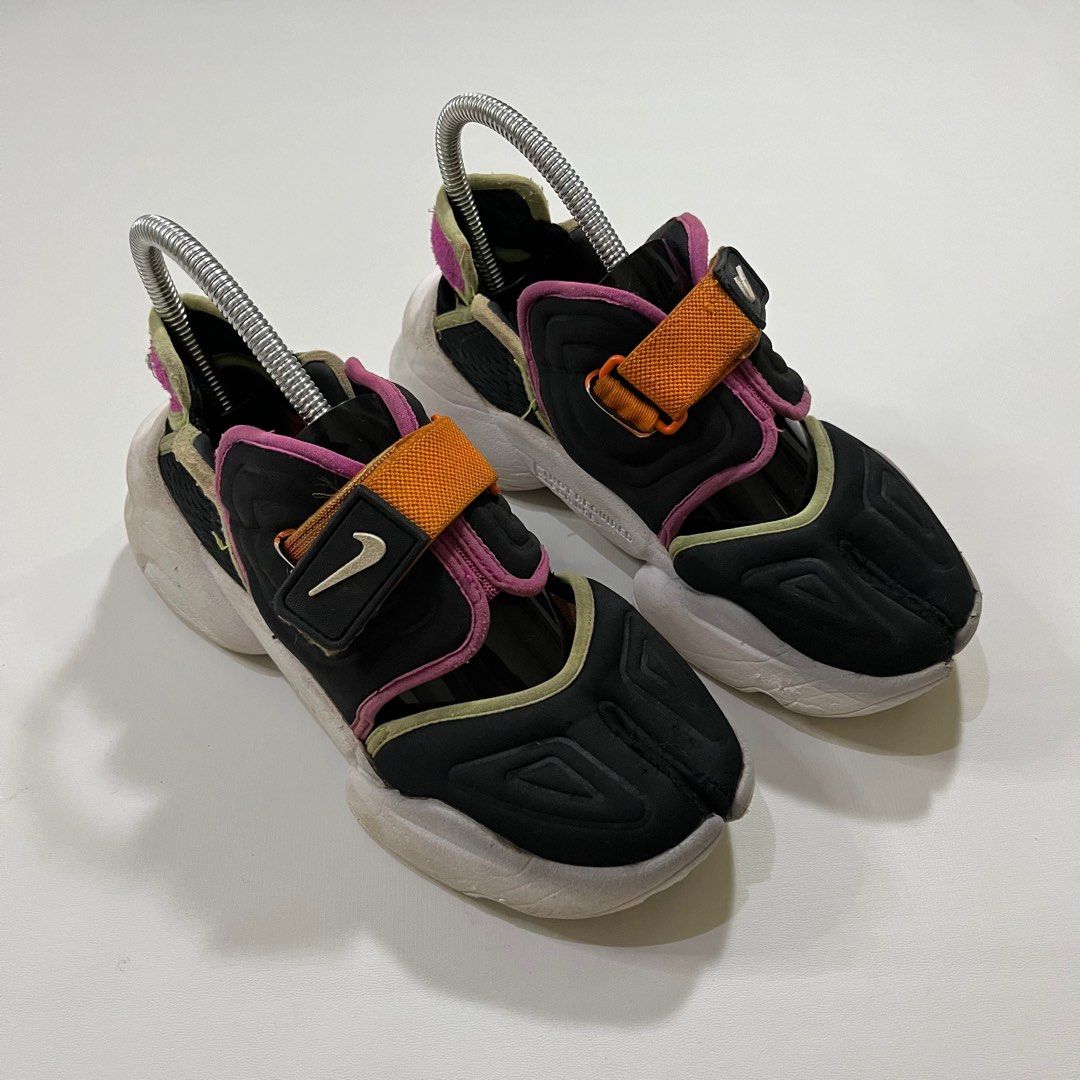 nike aqua rift black fire pink