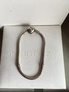 Pandora heart clasp silver bracelet 17cm