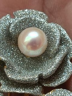 Pearl Natural pink pearl brooch