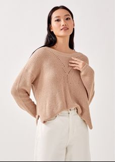 (Category: ) located in . Submitted by fashion.essentials (Listing ID 1308726730, Image 1). Description: .