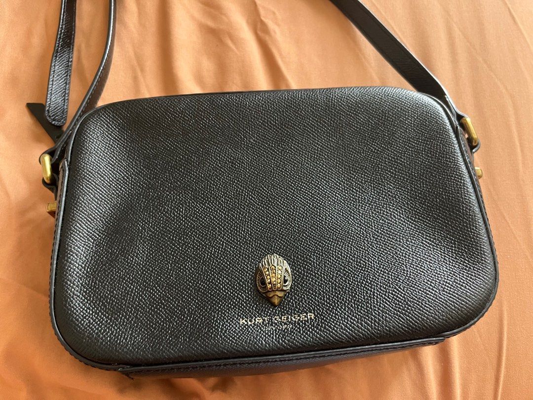 Preowned Kurt Geiger London bag (Category: Luxury Bags & Wallets) located in Pasig City. Submitted by sgangeles (Listing ID 1308671918, Image 1). Description: .