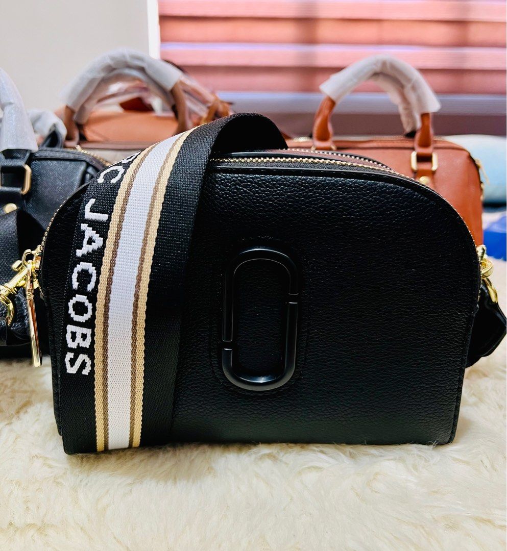 Shutter bag Women s Fashion Bags Wallets Cross body Bags on Carousell