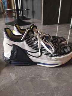 lebron 16 remix on feet