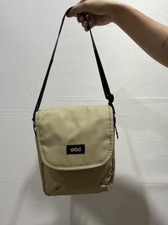 (Kategori: ) berada di . Dikirim oleh secondnewpreloved (ID iklan 1308686143, Gambar 1). Deskripsi: .