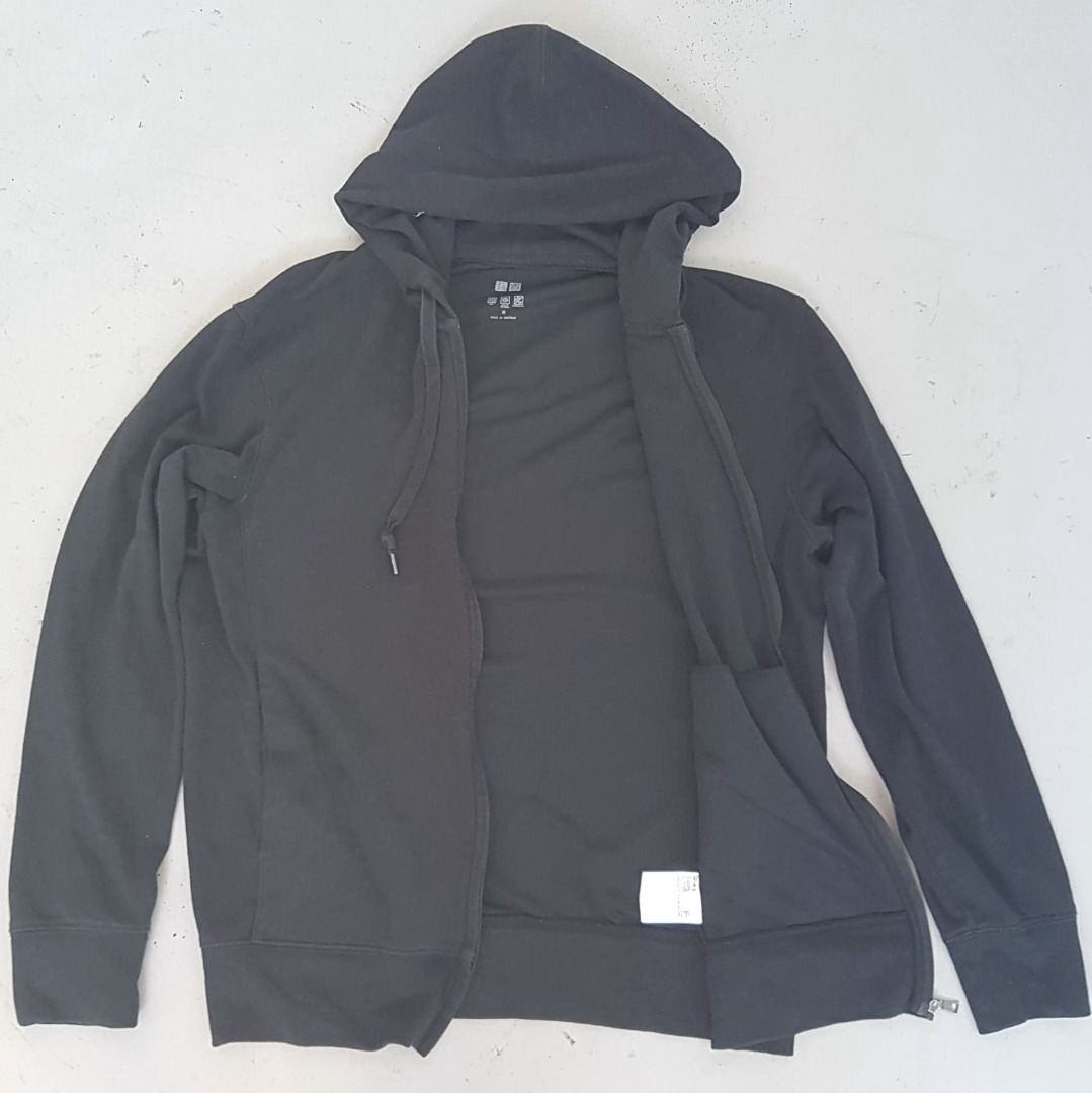 Uniqlo tracksuit cheap