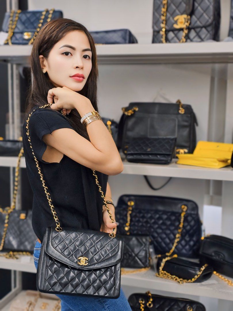 Vintage black chanel bag cheap