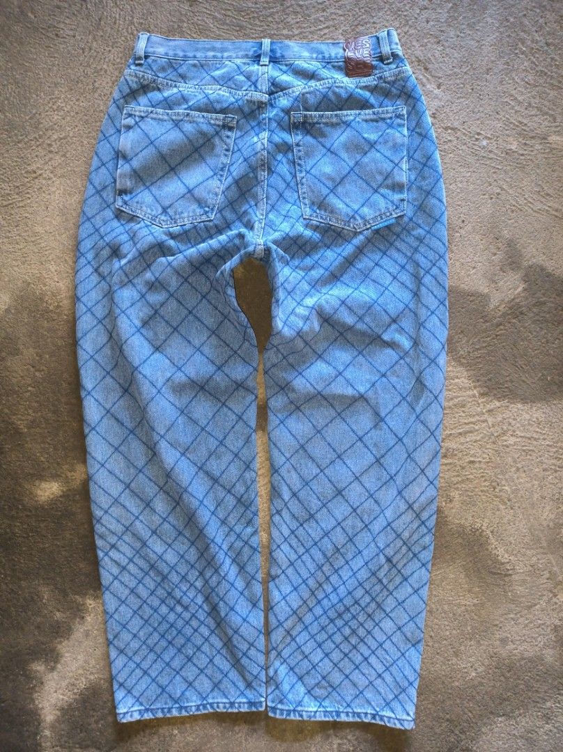 YESEYESEE BAGGY PANTS (Category: Jeans) located in Davao. Submitted by sentimentalgoodz (Listing ID 1308672011, Image 2). Description: YESEYESEE NET BAGGY PANTS 10/10 CONDITION SIZE 32.
