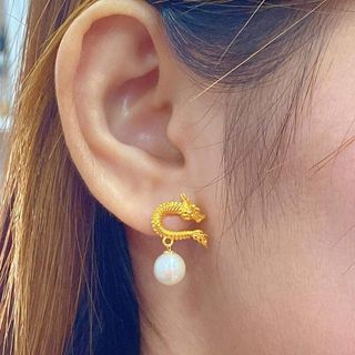 18k dragon pearl earrings