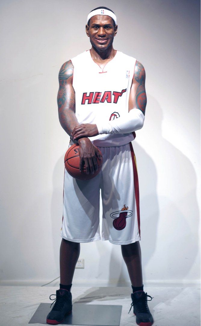 203cm LeBron James Life Size Wax Figure Statue American Basketball Player