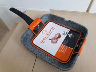 （分類：）位於 。 由 cheeyeetsui 提交（商品編號 1308878404，圖片 1）。簡介： 。