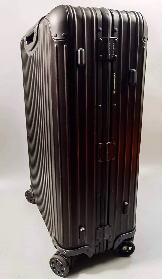 78l_rimowa_topas_stealth_check