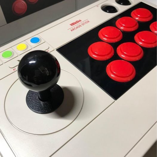 8BitDo Arcade Stick + NSW Street Fighter (30th Anniversary Collection ...