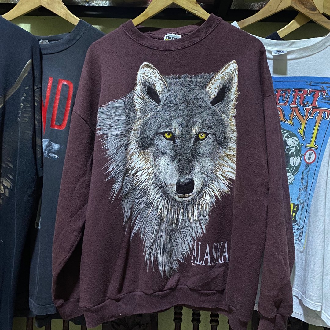Vintage wolf sweater hotsell