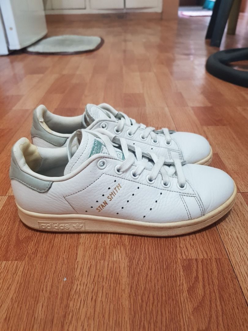 Stan smith off white sole top