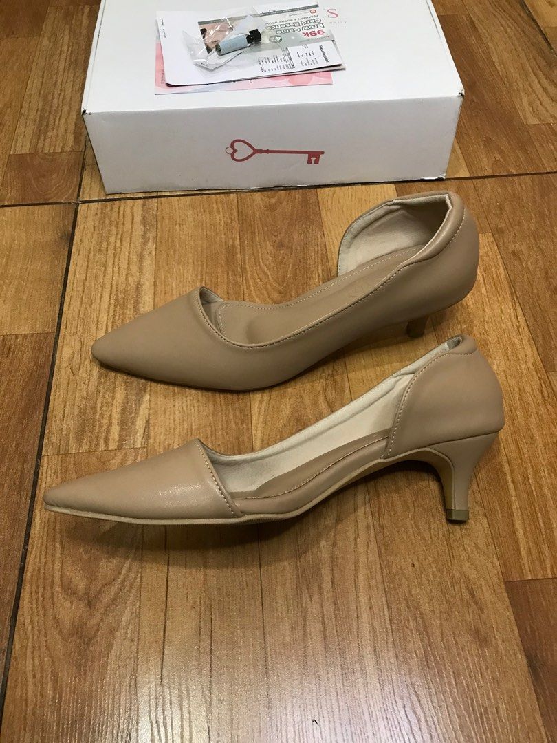 Sepatu heels 3cm shop