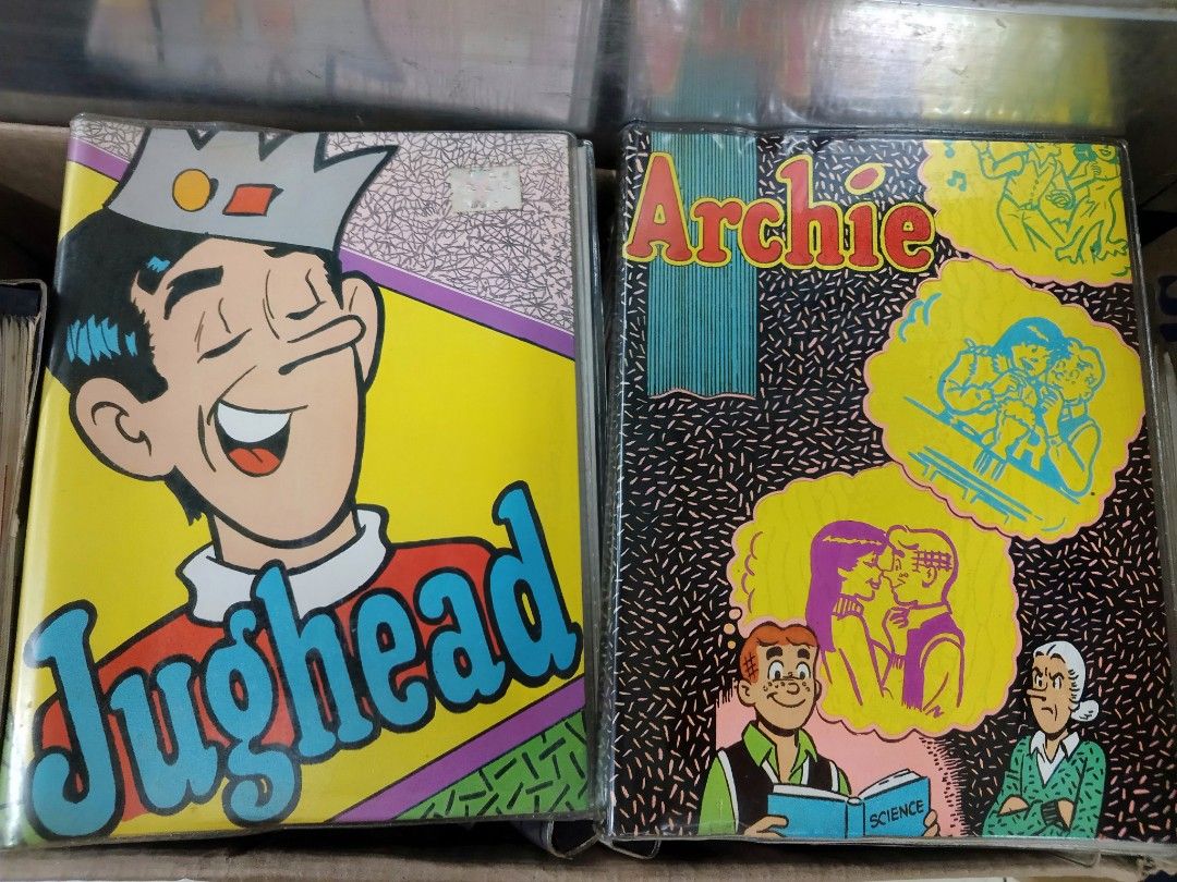ARCHIE 1992 Binder notebook Big (Category: Stationery & School Supplies) located in Davao. Submitted by jeffsantos (Listing ID 1308993325, Image 1). Description: 200 each or get both for 350 Still brand new but old stock..