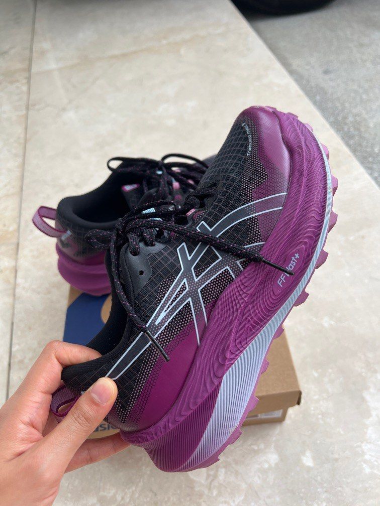 Asics tra top