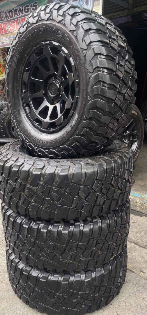 BLACK RHINO ROTOR MAGS AND TIRE SET R17, Car Parts & Accessories, Mags ...