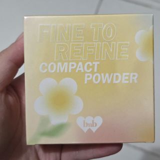 bnb Barenbliss fine to refine compact powder  [03 warm beige nectar]
