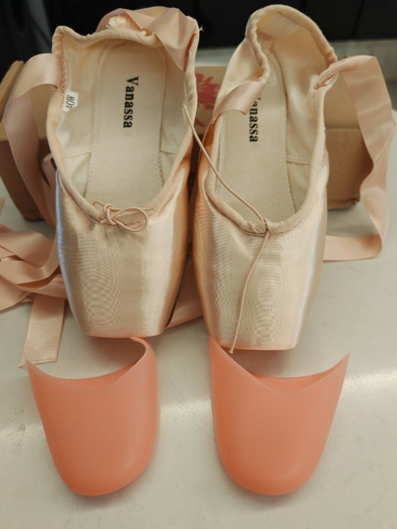 Vanassa pointe shoes cheap