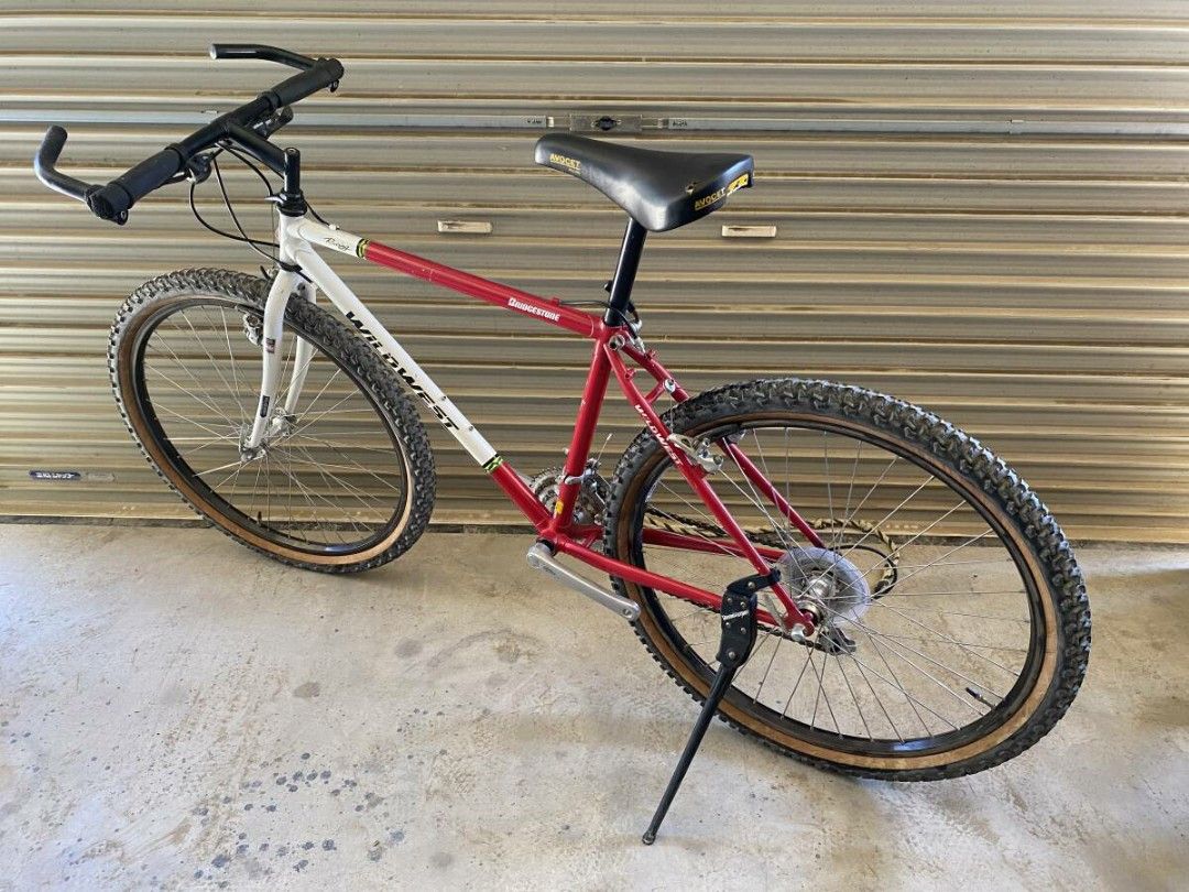 Bridgestone Wild West Racing, Sports Equipment, Bicycles & Parts