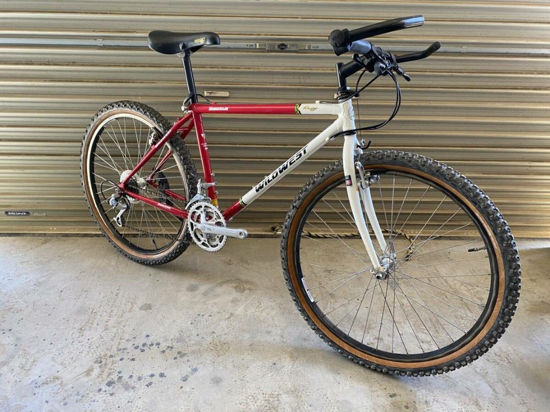 Bridgestone Wild West Racing, Sports Equipment, Bicycles & Parts