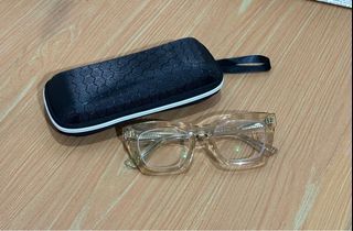 Cat-eye Glasses [Brand New]