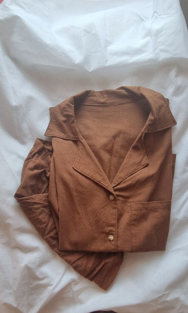 Repriced Choco Brown Linen Coordinates (Category: Sets or Coordinates) located in Manila. Submitted by muggles_closet (Listing ID 1308936216, Image 3). Description: chest 40 waist 30 to 34in 1hr lng nagamit.