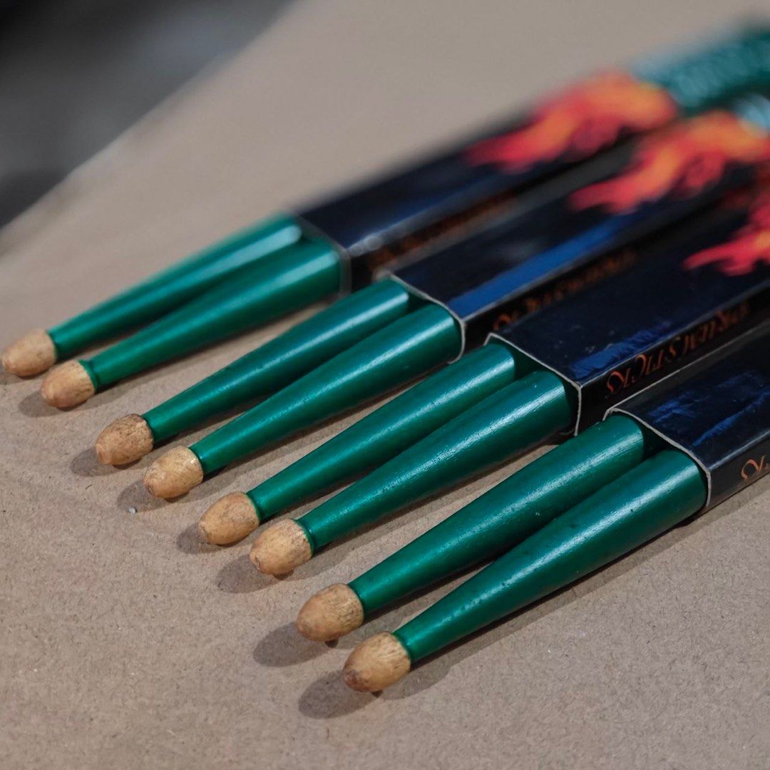 Davis Drum Stick (Category: Musical Instruments) located in Quezon City. Submitted by bleu_decluttering (Listing ID 1308849429, Image 2). Description: Davis Drum Stick Maple 5A.