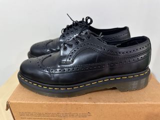 DR MARTENS | 3989 Black Smooth Leather Brogue Shoes