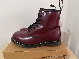 DR MARTENS | Cherry Red Smooth Leather Boots