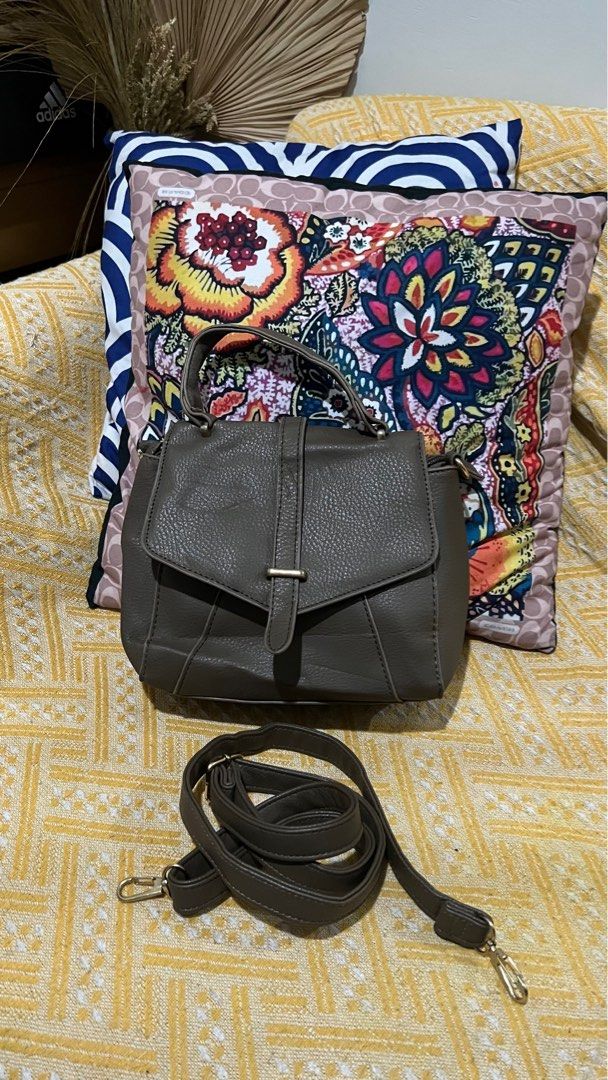 Giles N Brooks Top Handle Sling Bag