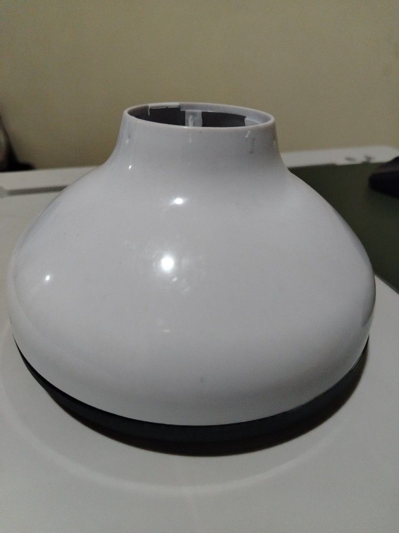 Hair dryer curl diffuser (Category: Hair) located in Angeles City. Submitted by fastgem_867db2 (Listing ID 1308907255, Image 2). Description: Hair dryer curl diffuser Never used Size is on the picture.