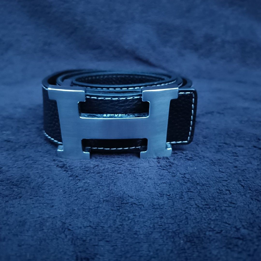 HERMĒS LEATHER BELT (Category: Luxury Accessories) located in Balanga. Submitted by dig_gear (Listing ID 1308928887, Image 1). Description: auth not guaranteed from japan/hongkong box length -43".