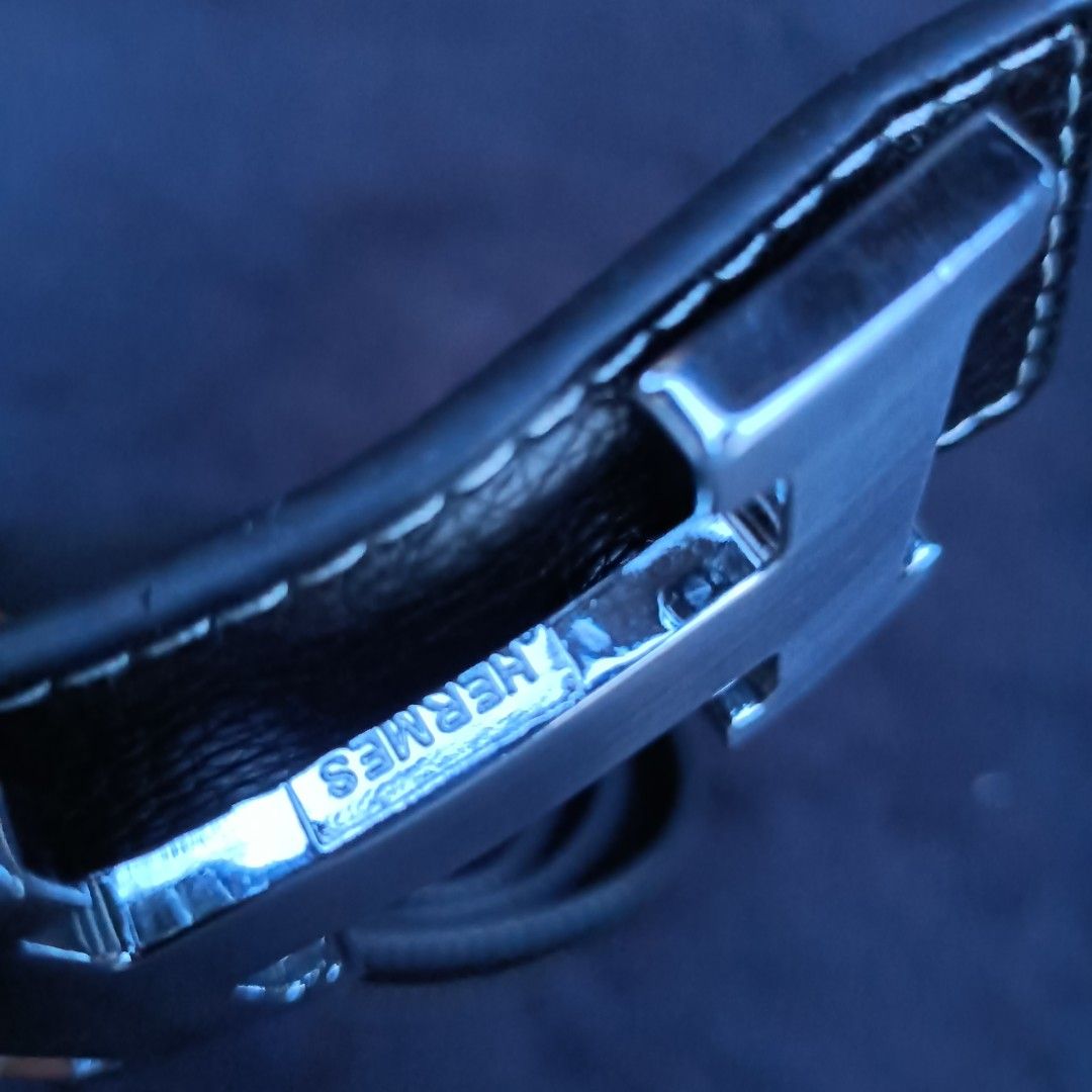 HERMĒS LEATHER BELT (Category: Luxury Accessories) located in Balanga. Submitted by dig_gear (Listing ID 1308928887, Image 3). Description: auth not guaranteed from japan/hongkong box length -43".