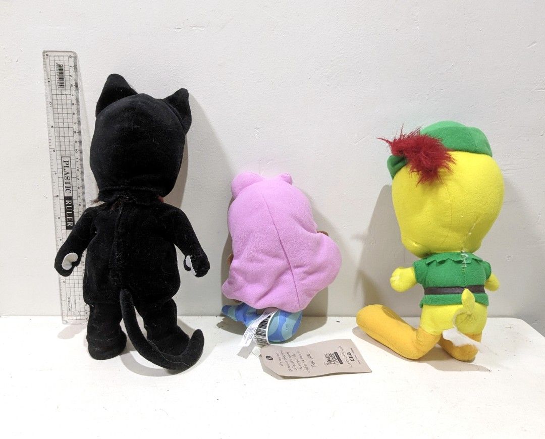 Imported Collectible Plushies (Category: Plushies & Soft Toys) located in Manila. Submitted by little_ek_house (Listing ID 1308829973, Image 3). Description: FIXED PRICE Dr. Slump Arale Chan(cat costume): 11in- 500pesos (Sold) Fisher-price Bubble Guppy Girl Mermaid- 400pesos Robinhood Tweety bird- 500pesos UK imported Preloved/Surplus 📍Location: Manila ⭐ No Physical Store ⭐ Ships Nationwide ⭐ Shipping fee shoulder by the buyer ⭐ COD on small ite