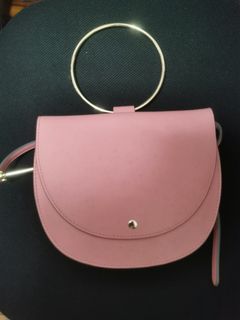 （分類：）位於 。 由 cherylhwei 提交（商品編號 1308871429，圖片 1）。簡介： 。