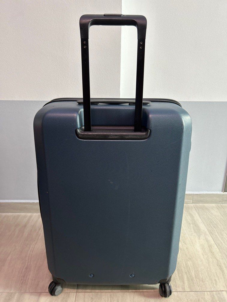 Lojel medium size luggage discount