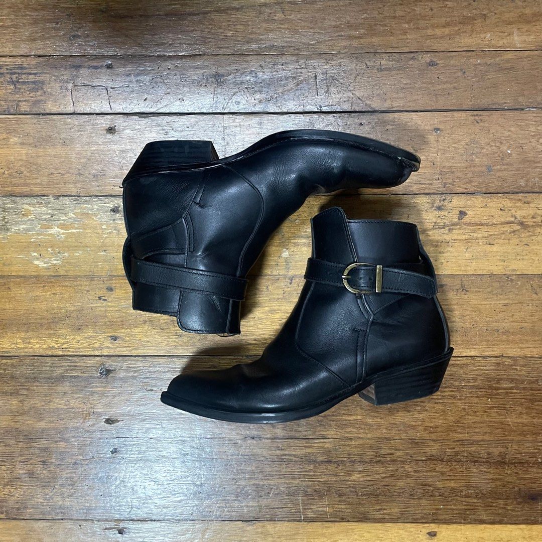 Made in USA Cuban Heel boots (Category: Boots) located in Manila. Submitted by mga_damit (Listing ID 1308927952, Image 3). Description: Made in USA Cuban Heel boots - nice strap details, features a Cuban heel - size 6.5 fits 7-7.5 US - minor heel drag, and scuffs.