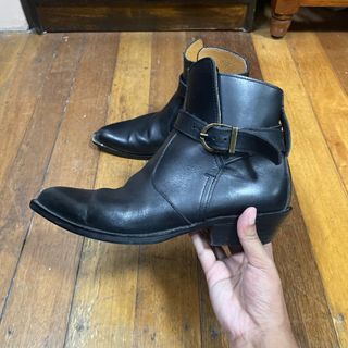 (Category: ) located in . Submitted by mga_damit (Listing ID 1308927952, Image 1). Description: .