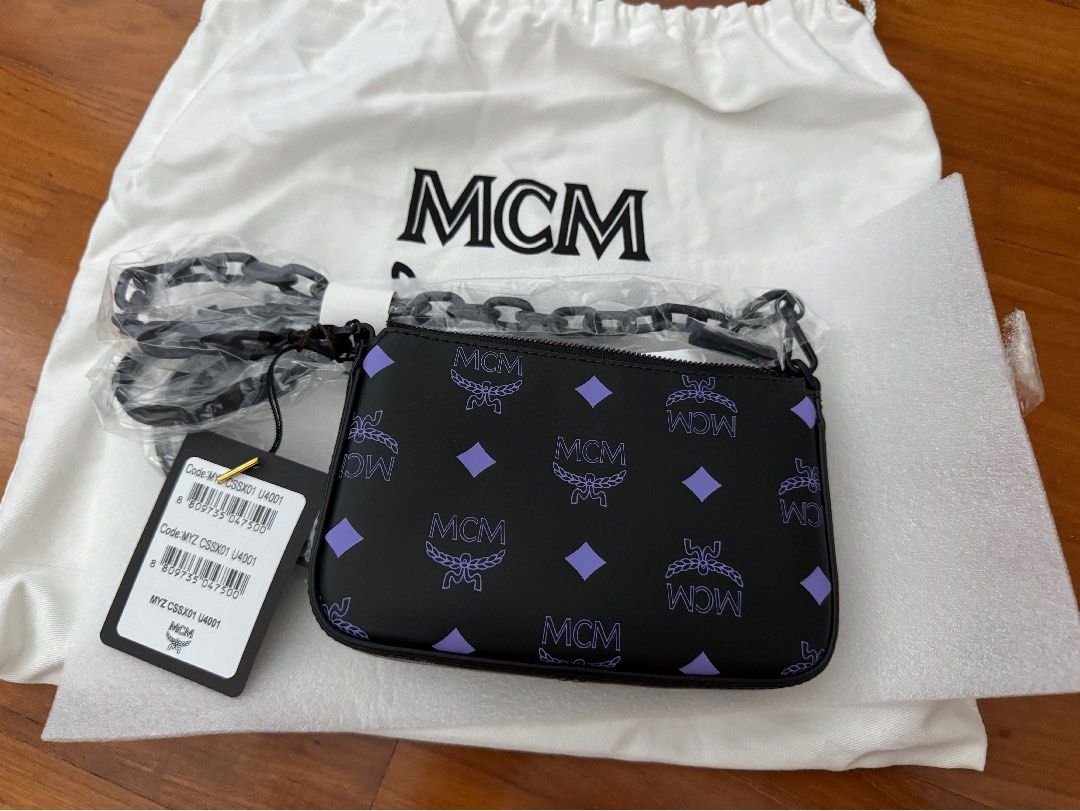 Mcm mini pouch 2025