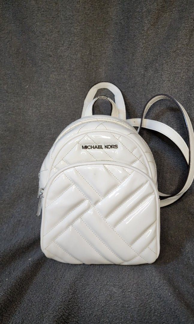 kanken backpack mini white Fjallraven Color:RPET Navy The material is hard Louis Vuitton Damier Infini phone purse
