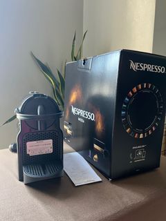 Nespresso Machine Inissia Black