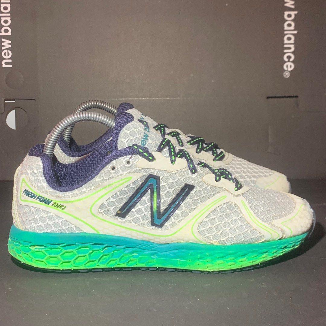 New Balance Fresh Foam 980 Original Fesyen Pria Sepatu Sneakers di Carousell